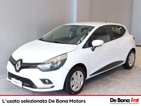 Used RENAULT CLIO Petrol 2017 Ad 