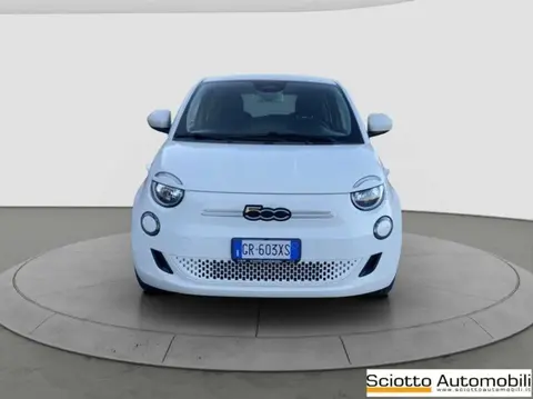 Used FIAT 500 Electric 2024 Ad 