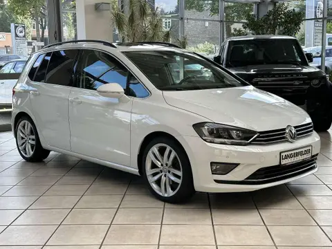 Used VOLKSWAGEN GOLF Petrol 2015 Ad 