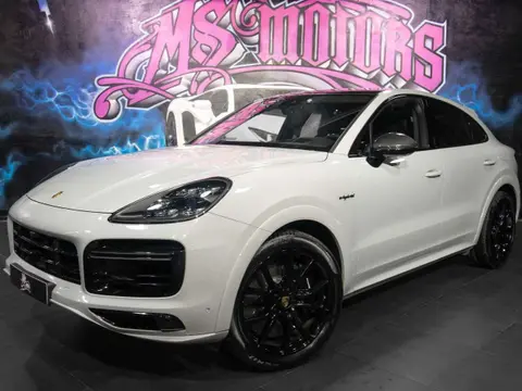 Used PORSCHE CAYENNE  2022 Ad 