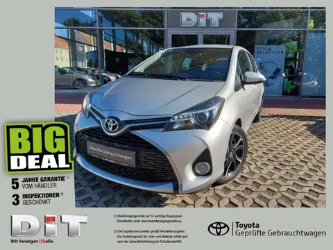 Annonce TOYOTA YARIS Essence 2016 d'occasion Allemagne