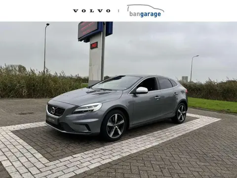 Annonce VOLVO V40 Essence 2019 d'occasion 