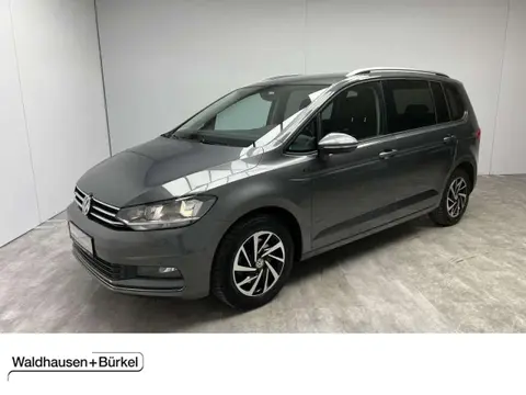 Used VOLKSWAGEN TOURAN Petrol 2018 Ad 