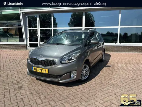 Used KIA CARENS Petrol 2016 Ad 