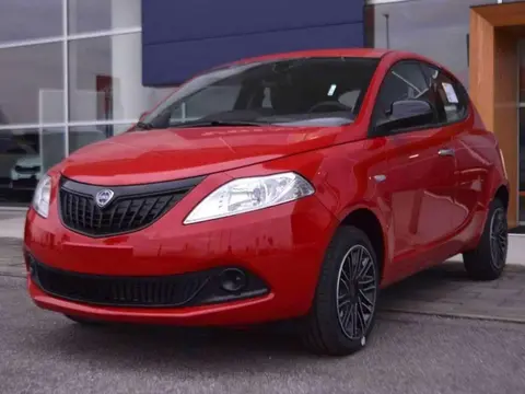 Used LANCIA YPSILON Hybrid 2024 Ad 