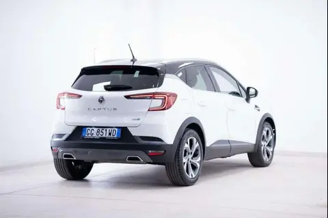 Used RENAULT CAPTUR Hybrid 2021 Ad 