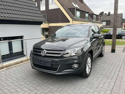 Used VOLKSWAGEN TIGUAN Petrol 2015 Ad 