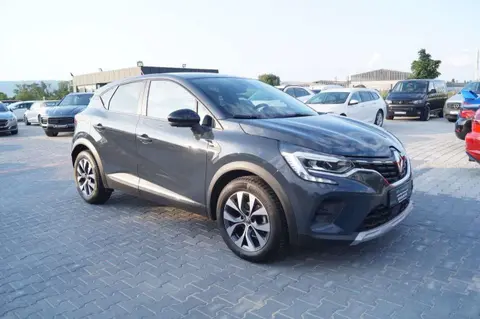 Used RENAULT CAPTUR Petrol 2021 Ad 