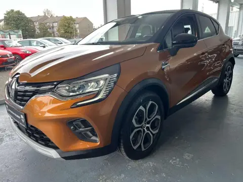 Used RENAULT CAPTUR Hybrid 2022 Ad 