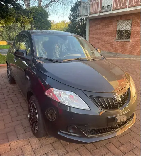 Used LANCIA YPSILON Hybrid 2024 Ad 