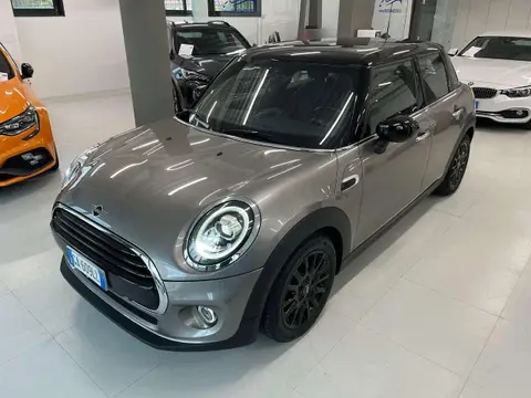 Annonce MINI COOPER Essence 2020 d'occasion 