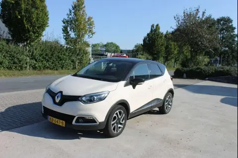 Used RENAULT CAPTUR Petrol 2016 Ad 