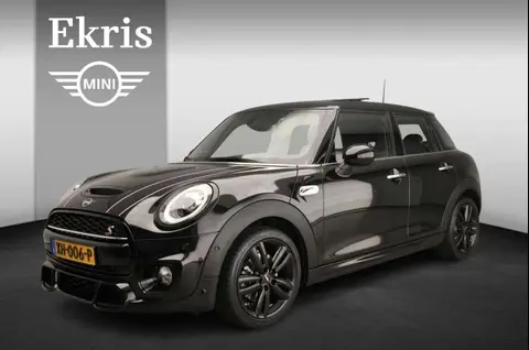 Used MINI COOPER Petrol 2019 Ad 