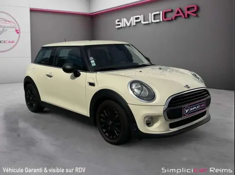 Used MINI ONE Petrol 2016 Ad 