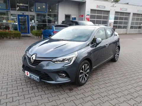 Used RENAULT CLIO Petrol 2020 Ad 