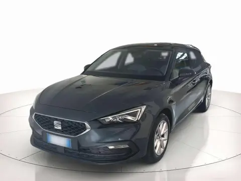 Used SEAT LEON Hybrid 2022 Ad 