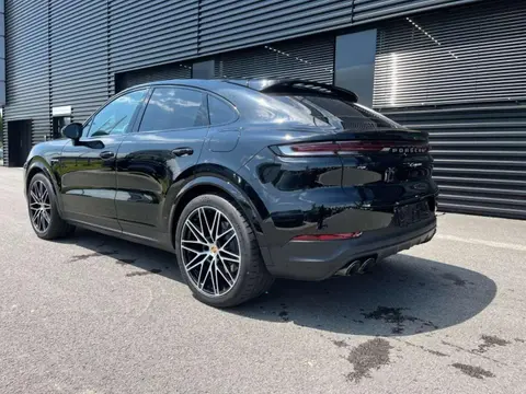 Used PORSCHE CAYENNE Hybrid 2024 Ad 