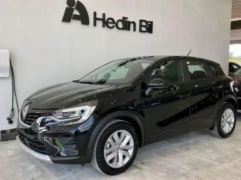 Used RENAULT CAPTUR Petrol 2023 Ad 