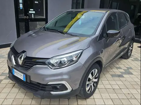 Used RENAULT CAPTUR Diesel 2018 Ad 