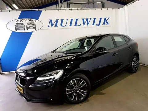 Annonce VOLVO V40 Essence 2019 d'occasion 