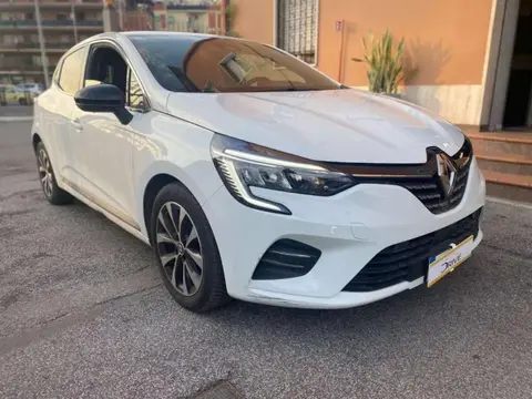 Annonce RENAULT CLIO Essence 2023 d'occasion 