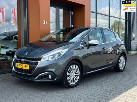 Used PEUGEOT 208 Petrol 2017 Ad 