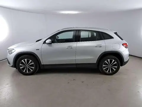 Used MERCEDES-BENZ CLASSE GLA Hybrid 2021 Ad 