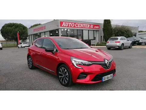 Used RENAULT CLIO Hybrid 2022 Ad 