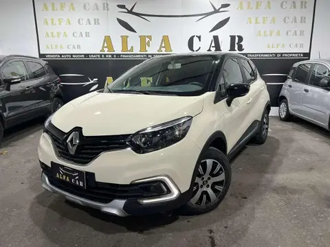 Annonce RENAULT CAPTUR Essence 2018 d'occasion 