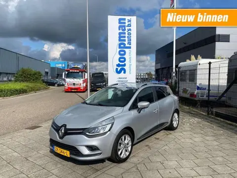 Used RENAULT CLIO Petrol 2017 Ad 