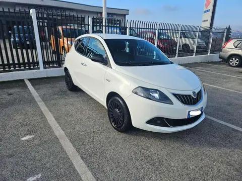 Used LANCIA YPSILON Hybrid 2021 Ad 