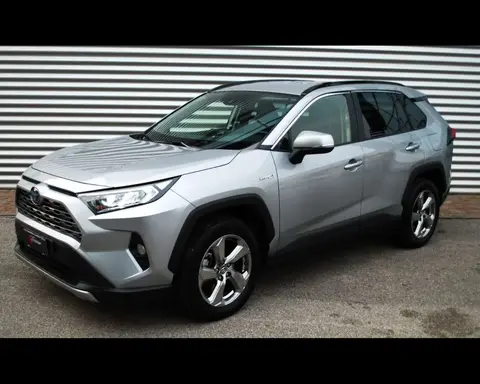 Used TOYOTA RAV4 Hybrid 2019 Ad 