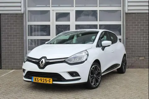 Used RENAULT CLIO Petrol 2017 Ad 