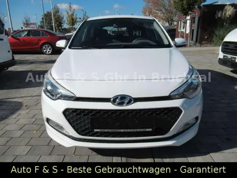 Annonce HYUNDAI I20 Essence 2015 d'occasion 