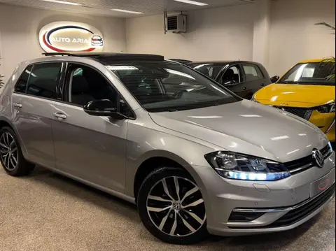 Used VOLKSWAGEN GOLF Petrol 2019 Ad 