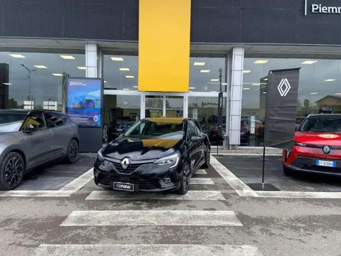 Used RENAULT CLIO Hybrid 2021 Ad 