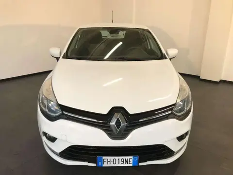 Used RENAULT CLIO Petrol 2017 Ad 