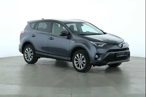 Used TOYOTA RAV4 Hybrid 2017 Ad 