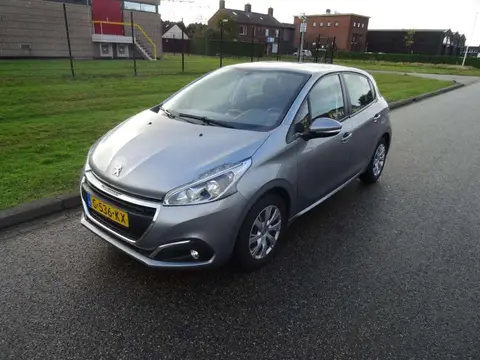 Used PEUGEOT 208 Petrol 2019 Ad 