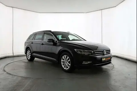 Used VOLKSWAGEN PASSAT Petrol 2023 Ad 