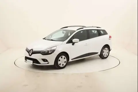 Used RENAULT CLIO Diesel 2018 Ad 