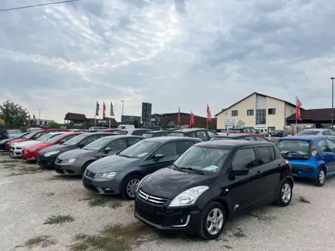 Used SUZUKI SWIFT Petrol 2015 Ad 