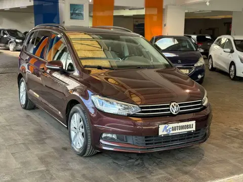 Used VOLKSWAGEN TOURAN Petrol 2017 Ad 