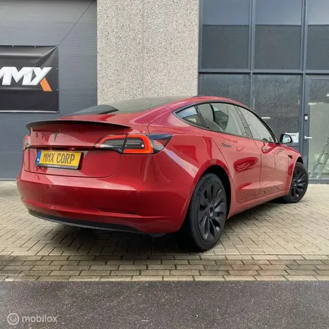 Used TESLA MODEL 3 Electric 2021 Ad 