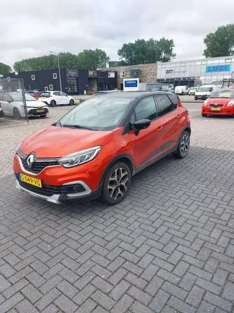 Used RENAULT CAPTUR Petrol 2019 Ad 