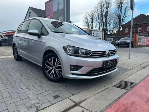 Used VOLKSWAGEN GOLF Petrol 2016 Ad 