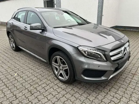 Annonce MERCEDES-BENZ CLASSE GLA Essence 2015 d'occasion 