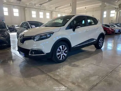 Used RENAULT CAPTUR Diesel 2016 Ad 