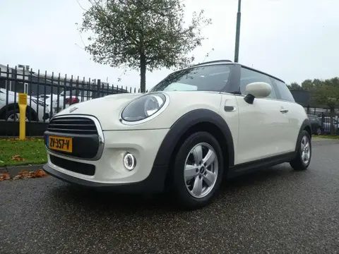 Used MINI ONE Petrol 2019 Ad 