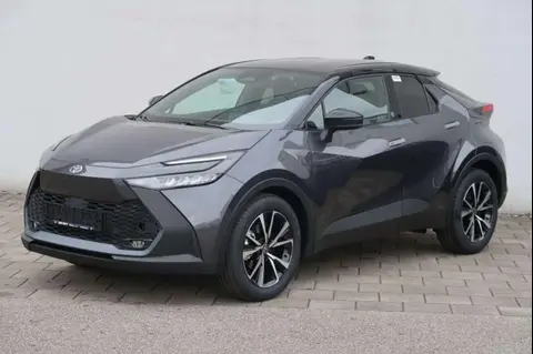 Used TOYOTA C-HR Hybrid 2024 Ad 